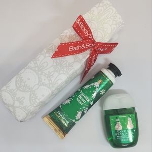 NEW Bath & Body Works Vanilla Bean Noel Hand Cream and PocketBac Set of 2 in box
